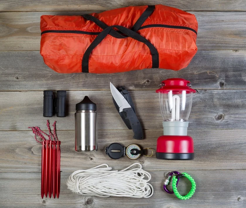 Top 10 Must-Have Items for Your Outdoor Survival Kit